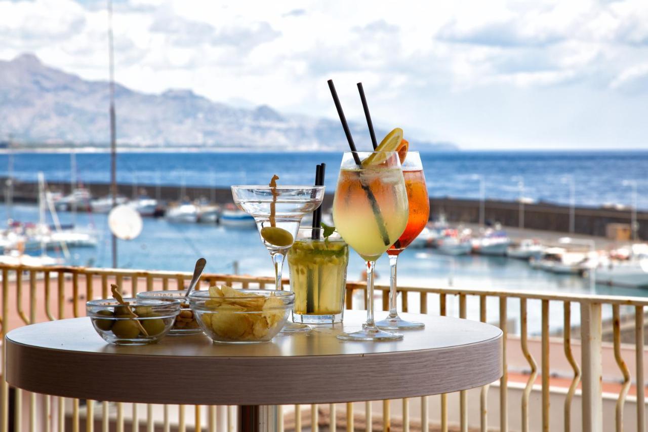 Grand Hotel Yachting Palace Riposto Extérieur photo