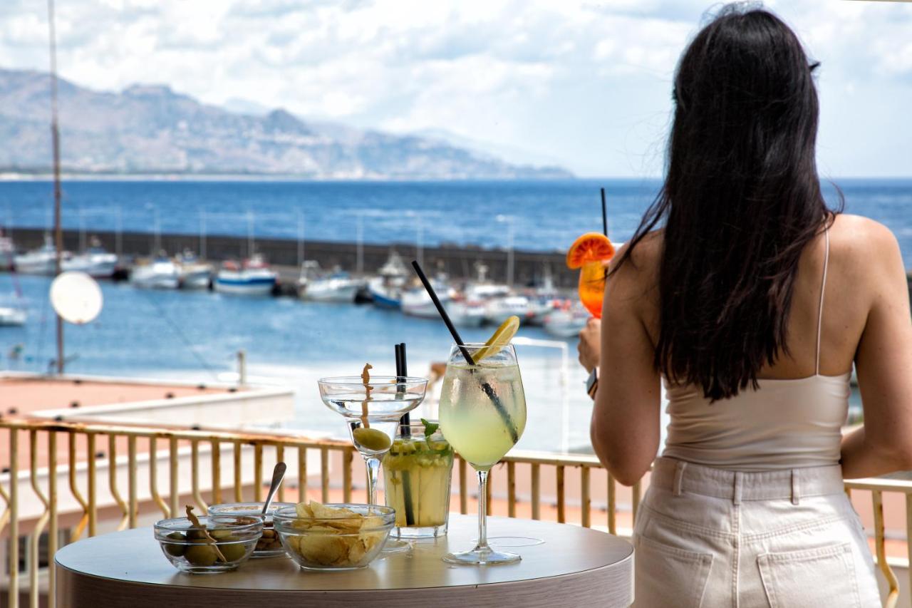 Grand Hotel Yachting Palace Riposto Extérieur photo