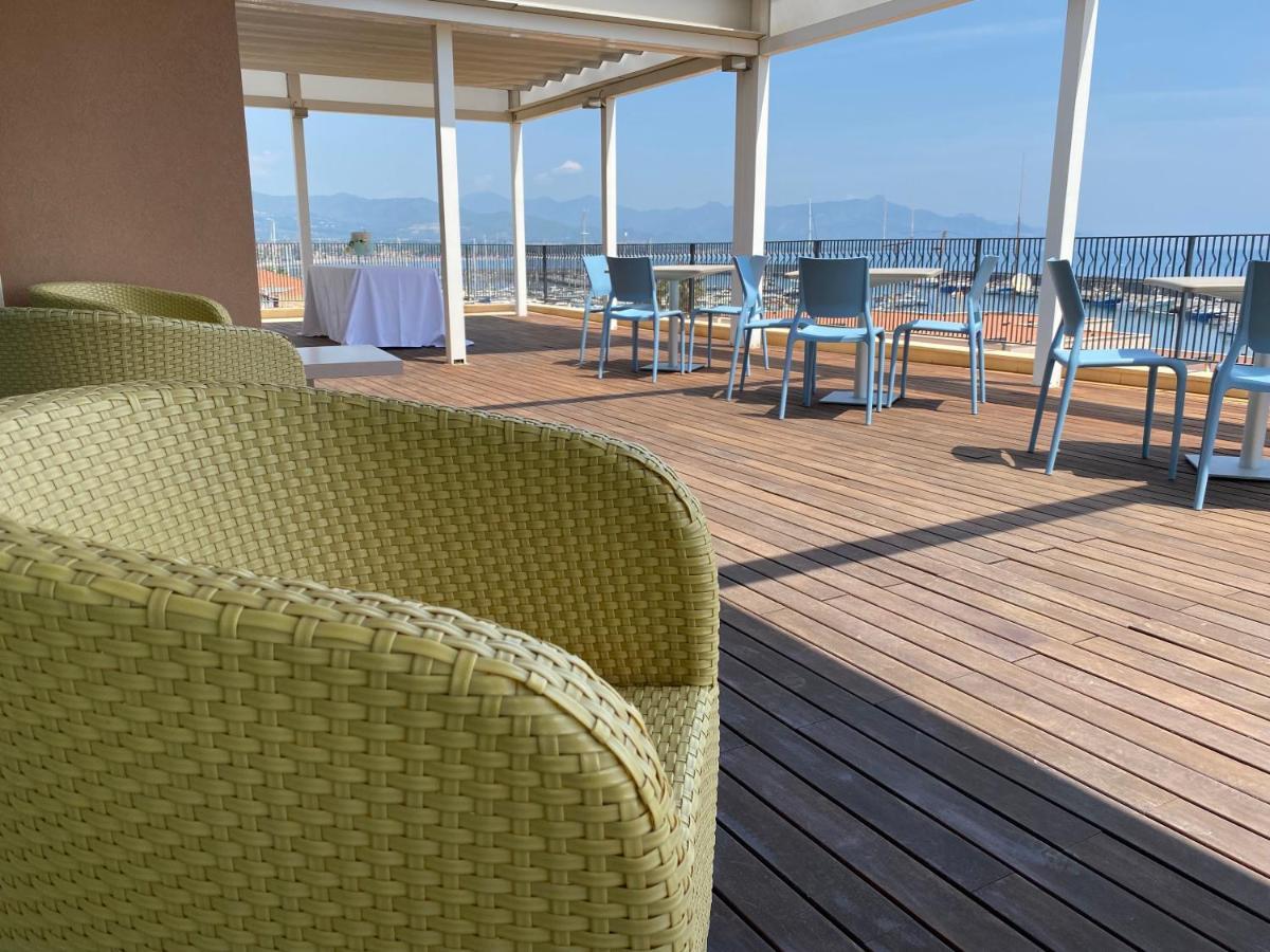 Grand Hotel Yachting Palace Riposto Extérieur photo