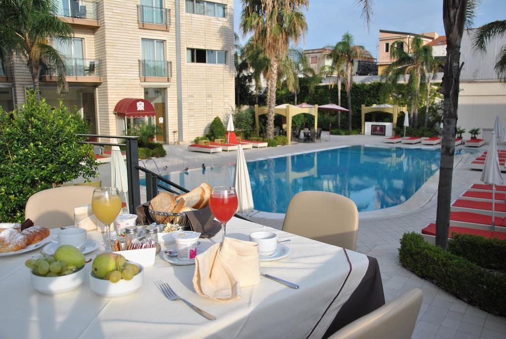 Grand Hotel Yachting Palace Riposto Extérieur photo
